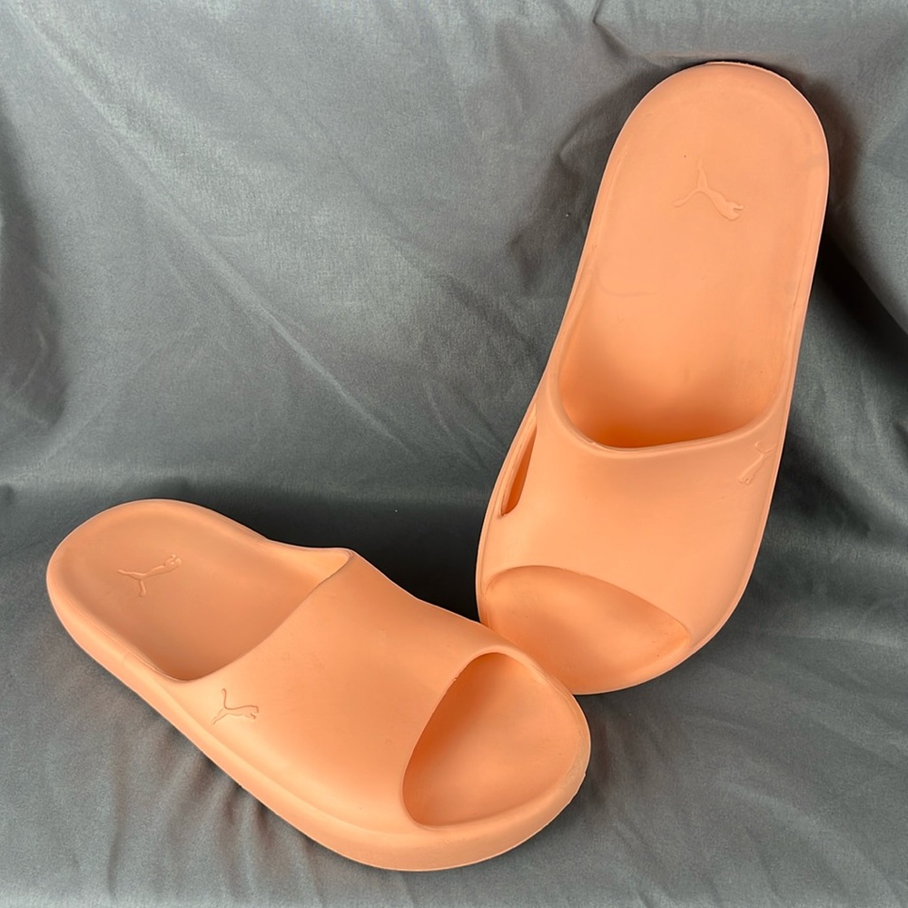 Women’s Pink Foam Puma Shibusa Slides | Size 10